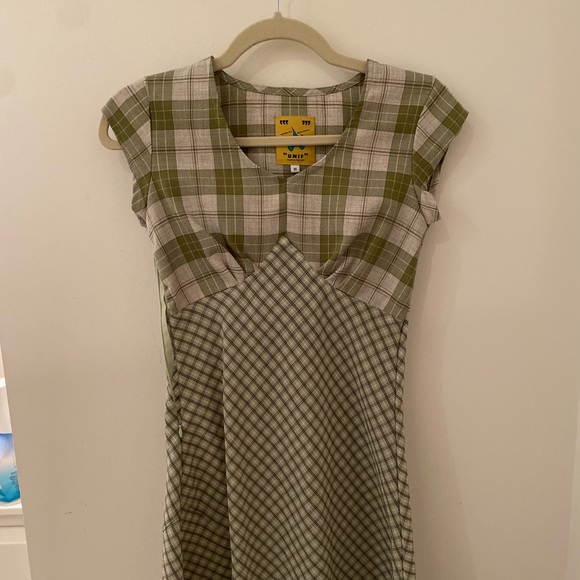 green emerald velvet dress Green Plaid Square Neck Midi Dress  Modern Millie